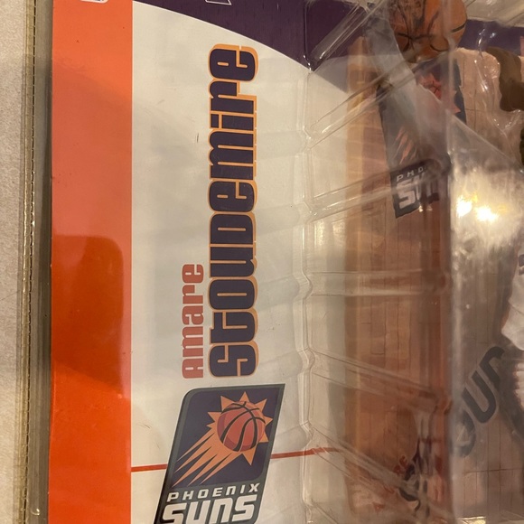 Amare Stoudemire Figurine,‎ Never Opened - Picture 2 of 4